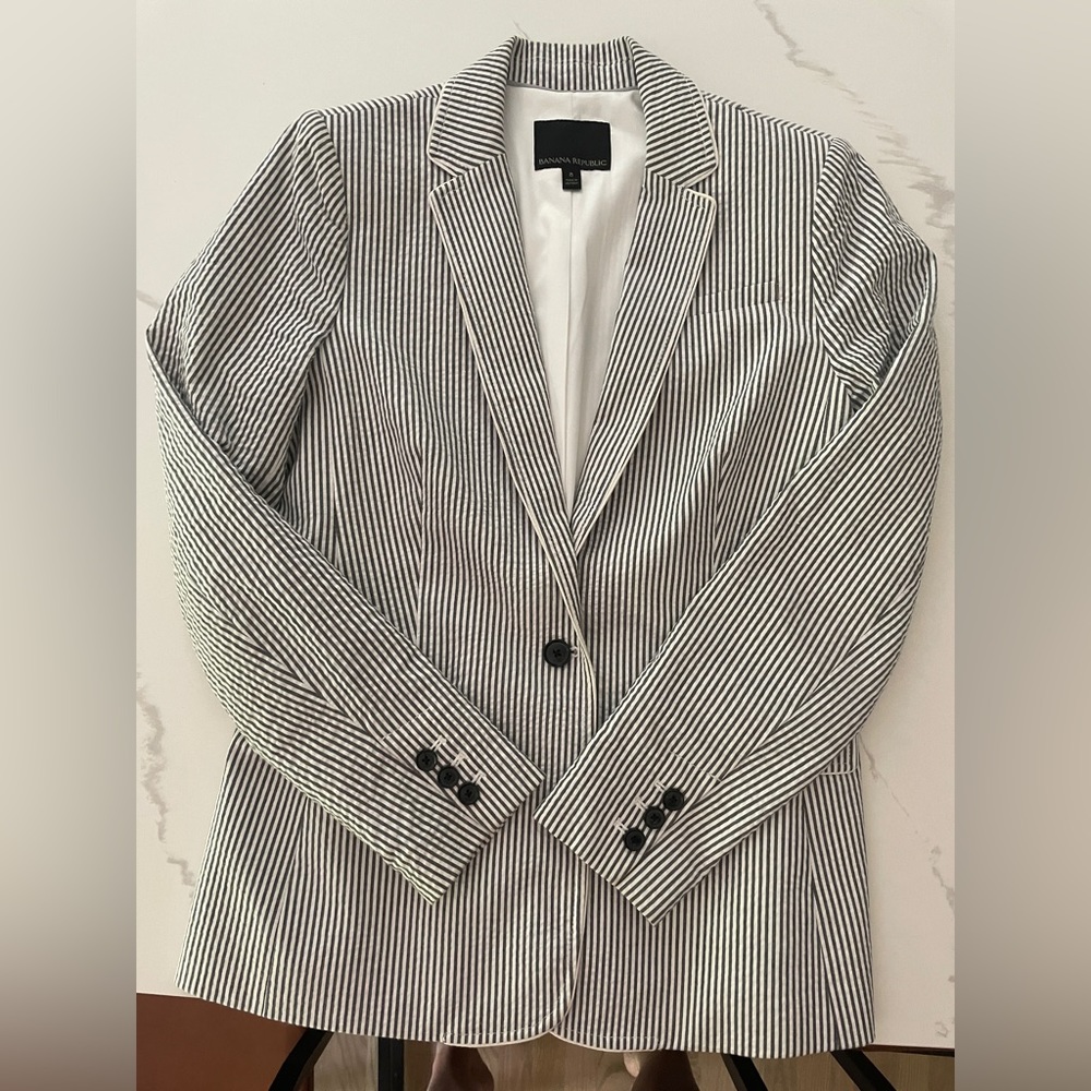 Banana Republic Seersucker lined blazer, sz 8